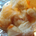 ローソン とろ～りチーズのもちもちとした白いパン 商品写真 2枚目