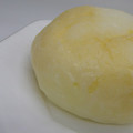 ローソン Uchi Cafe’ ホボクリム ほぼほぼクリームのシュー とろ～りミルク 商品写真 3枚目