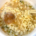 サンポー 麺屋匠監修 豚骨醤油ラーメン 商品写真 3枚目