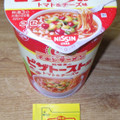 日清食品 チキンラーメンビッグカップ 純喫茶のピザトースト風 トマト＆チーズ味 商品写真 3枚目