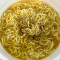 明星食品 麺とスープだけ 黄金鶏油中華そば 商品写真 3枚目