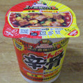 日清食品 カップヌードル スーパー合体シリーズ 辛麺＆にんにく豚骨 商品写真 1枚目