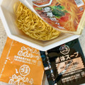 日清食品 日清ラ王 濃厚担々 商品写真 3枚目