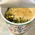 マルタイ 縦型高菜ラーメン 商品写真 3枚目