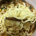 ニュータッチ 懐かしのしょうゆラーメン 商品写真 2枚目