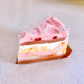 スターバックス ストロベリーのもちもちクレープケーキ 商品写真 2枚目
