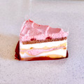 スターバックス ストロベリーのもちもちクレープケーキ 商品写真 3枚目