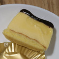 ローソン Uchi Cafe’ まるでプリンな生カスタードケーキ 商品写真 5枚目