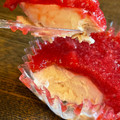 セブン-イレブン 甘酸っぱい苺とルビーチョコの濃厚テリーヌ 商品写真 4枚目
