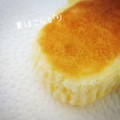 ファミリーマート ファミマ・ベーカリー チーズ蒸しケーキ 北海道産チーズ 3個入 商品写真 3枚目