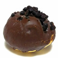 ヤマザキ ザクザククッキー＆チョコのシュークリーム チョコクリーム＆ホイップ 商品写真 3枚目