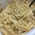 トップバリュ ベストプライス ベストプライス 塩だれソースとのからみがよい中細麺 ネギの香ばしさの塩焼そば 商品写真 1枚目