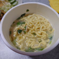 明星食品 麺神カップ 濃香鶏白湯 商品写真 1枚目