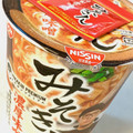 日清食品 HIKAKIN PREMIUM みそきん 濃厚味噌ラーメン 商品写真 2枚目