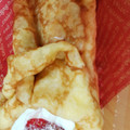 ローソン Uchi Cafe’ 苺とベイクドチーズのクレープ 商品写真 3枚目