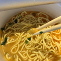 エースコック スーパーカップ1.5倍 ブタキムラーメン 商品写真 2枚目