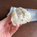 セブン-イレブン クッキークリームの白コッペパン 商品写真 3枚目