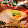 おやつカンパニー ベビースタードデカイラーメン 天下一品こってり味 商品写真 1枚目