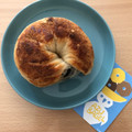 AZU BAGEL 黒ごまあん 商品写真 1枚目