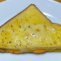 ローソン フレンチトースト ハムチーズ ブラン入り食パン使用 商品写真 1枚目