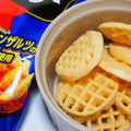 東ハト あみじゃが うましお味 商品写真 2枚目