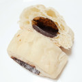 ヤマザキ BAKE ONE 白いデニッシュ チョコ 商品写真 4枚目