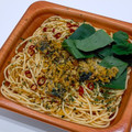 ファミリーマート いわしと香味野菜のペペロンチーノ 商品写真 2枚目