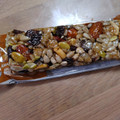 むそう商事 Taste of Nature オーガニックフルーツ＆ナッツバー アーモンド 商品写真 4枚目