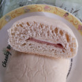 ミニストップ MINISTOP CAFE ハムとチーズのパン カマンベール風味 商品写真 4枚目
