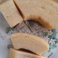 ファミリーマート 発酵バター香る贅沢バウムクーヘン 商品写真 2枚目