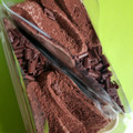 ファミリーマート プラリネクリームのショコラケーキ 商品写真 2枚目