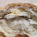 YKベーキング ふわとろカスタードクリームパン メープル風味 商品写真 2枚目