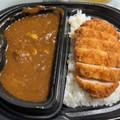 ローソン 新宿中村屋監修 カツカレー 中辛 商品写真 1枚目