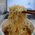 ローソン みそラーメン 商品写真 4枚目