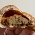 ヤマザキ 薄皮 ハンバーグ＆ケチャップパン 商品写真 3枚目