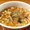 マルちゃん あじわい豚汁うどん 商品写真 2枚目