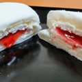 とかち製菓 しらたまサンド 北海道レアチーズ＆いちごソース 商品写真 1枚目