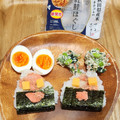 ローソン 秋田県産米サキホコレ使用 紅鮭ほぐし 商品写真 3枚目