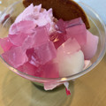 セブン-イレブン 桜と宇治抹茶のパフェ 商品写真 2枚目