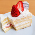 シャトレーゼ バニラ香る純生クリームショートケーキ 商品写真 3枚目