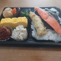 イトーヨーカドー 天然紅鮭のり弁当 商品写真 1枚目