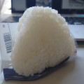 ローソン 秋田県産米サキホコレ使用 塩にぎり 商品写真 5枚目