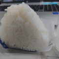 ローソン 秋田県産米サキホコレ使用 紅鮭ほぐし 商品写真 1枚目