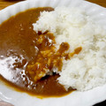 ハチ るるぶ 鹿児島 黒豚カレー 商品写真 3枚目