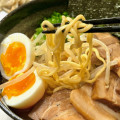マルちゃん マルちゃん正麺 豚骨醤油味 商品写真 3枚目