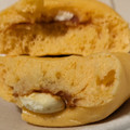 ヤマザキ BAKE ONE もっちり食感のチーズ＆ピザソース 商品写真 2枚目