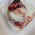 ローソン Uchi Cafe’ ミルクもち とろ～り練乳いちご 商品写真 3枚目