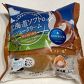 モンテール 小さな洋菓子店 北海道ソフトのシュークリーム・チョコ＆ミルク 商品写真 3枚目