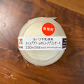 セブン-イレブン 白バラ牛乳使用 ホイップクリームのミルクプリンケーキ 商品写真 2枚目