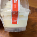 セブン-イレブン 白バラ牛乳使用 ホイップクリームのミルクプリンケーキ 商品写真 3枚目